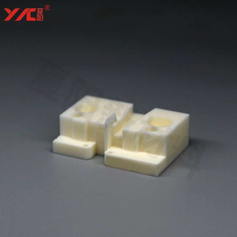 氧化铝陶瓷结构件|工业设备零件酸碱环境异形|多孔结构耐磨陶瓷